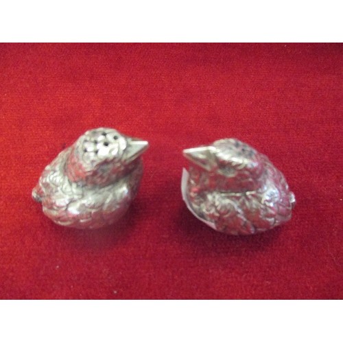 89 - PAIR OF 19TH CENTURY CONTINENTAL SILVER METAL (TESTS AS 800) CHICK SALT AND PEPPER POTS - 3.5CM