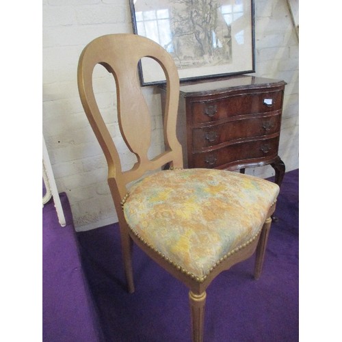 250 - DECORATIVE GILT FRAMED BALLOON BACK CHAIR WITH FLUTED LEGS UPHOLSTERED IN A YELLOW AND GOLD PATTERNE... 