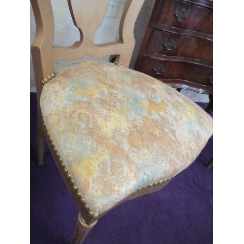 250 - DECORATIVE GILT FRAMED BALLOON BACK CHAIR WITH FLUTED LEGS UPHOLSTERED IN A YELLOW AND GOLD PATTERNE... 