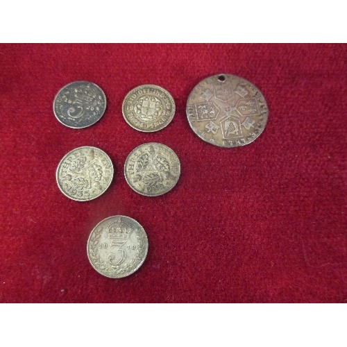 194 - SILVER COINS INC A GEORGE III SHILLING (HOLE MADE FOR PENDANT), THREEPENNY BITS INC 1913, 1920, 1932... 