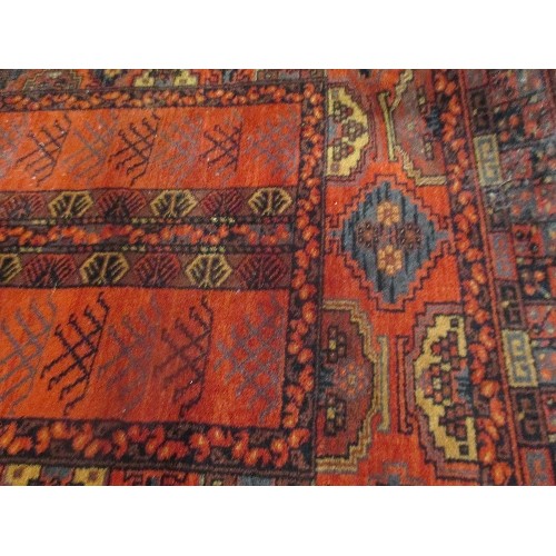 258A - GOOD QUALITY BELGIAN RUG WITH FRINGE - TURKISH PATTERN - 100% WOOL PIE - 84CM X 160CM