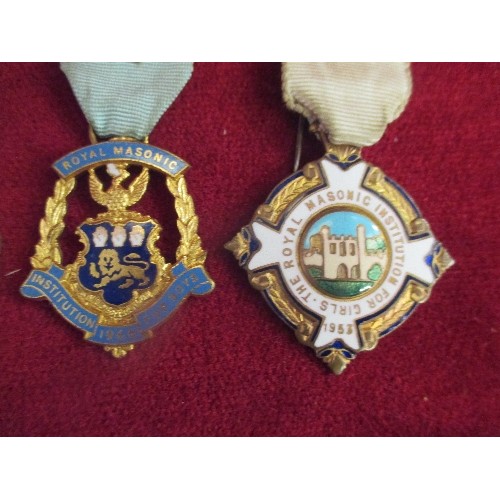 132 - 5 X EARLY TO MID 20TH CENTURY MASONIC MEDALS INC ROYAL MASONIC INSTITUTION FOR GIRLS 1953 - STEWARD,... 