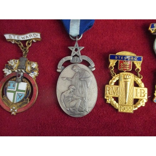 132 - 5 X EARLY TO MID 20TH CENTURY MASONIC MEDALS INC ROYAL MASONIC INSTITUTION FOR GIRLS 1953 - STEWARD,... 