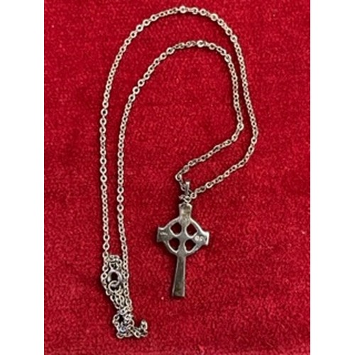 116A - SCOTTISH SILVER - A STERLING SILVER ST PETER'S CROSS, EDINBURGH 1984? (DATE LETTER RUBBED), BY OLA M... 