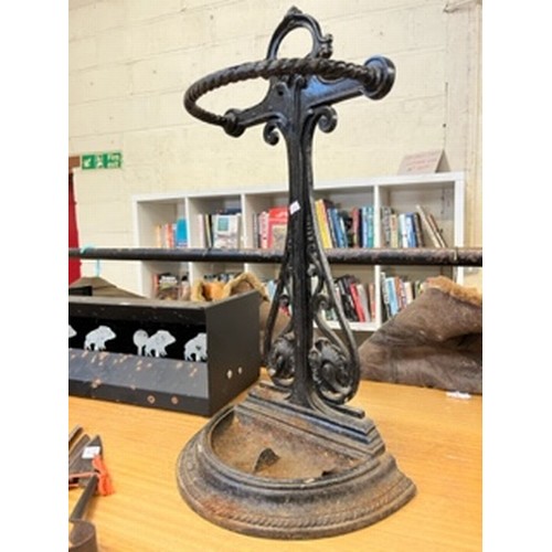 449 - AN ORIGINAL VICTORIAN CAST IRON STICK STAND - DIAMOND REGISTRATION MARK FOR 1863 - OLD REPAIR TO LH ... 