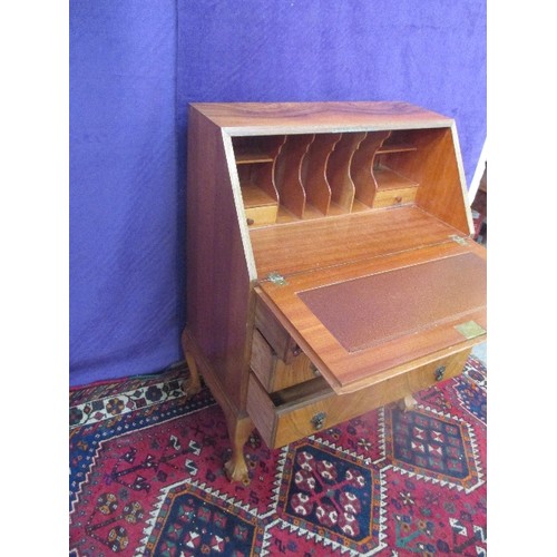 460 - 1930'S WALNUT BUREAU ON BALL & CLAW FEET, THE MAHOGANY INTERIOR WITH PIGEON HOLES, DRAWER AND LEATHE... 