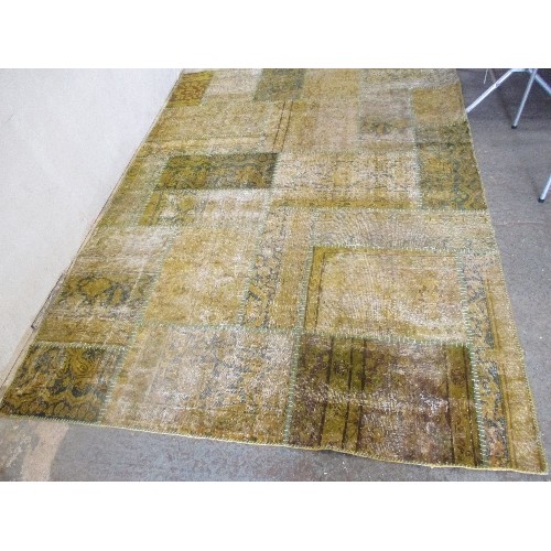 258B - MOST UNUSUAL & ATTRACTIVE VICTORIAN CARPET - PROBABLY FRENCH - EMERALD AND PALE GREENS - APPEARS TO ... 