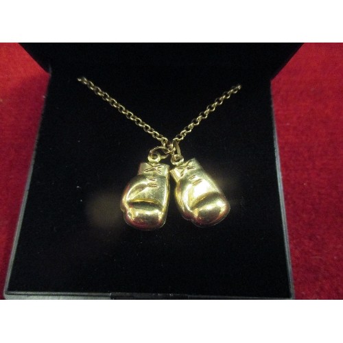 26C - A PAIR 9Ct GOLD BOXING GLOVES PENDANT ON GOLD CHAIN TOTAL WEIGHT 4.09Gr