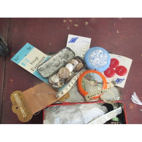 237 - VINTAGE SEWING LOT. INCLUDES 2 BUTTON TINS, AND 2 DEAN DRESSMAKERS RETRACTABLE TAPE MEASURES [METRIC... 