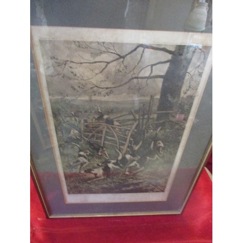 153 - FRAMED VICTORIAN HUNTING PRINT OF FOXHOUNDS 