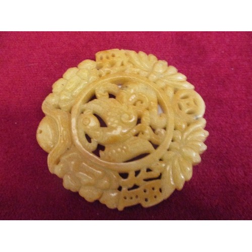 28D - CHINESE JADE PENDANT HAND CARVED INTO A LUCKY MYTHICAL PHOENIX BIRD