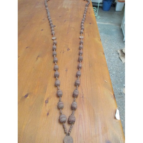 83 - UNUSUALLY LONG EARLY 20TH CENTURY FRENCH CARVED WOOD WALL OR ALTER ROSARY BEADS - OVER 2 METRES HANG... 