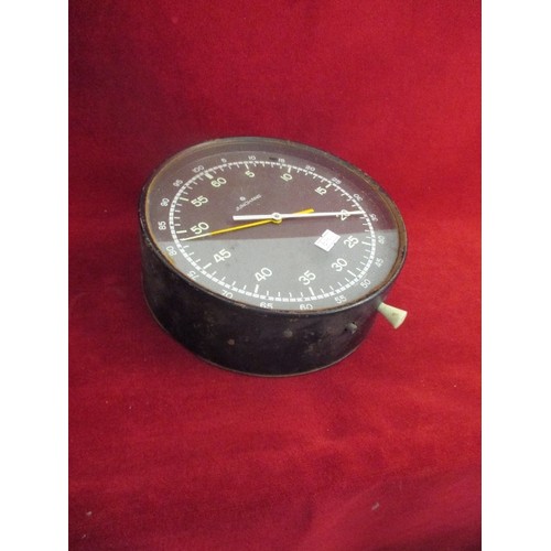 94 - JUNGHANS GERMANY WALL MOUNTED CHRONOMETER STOP CLOCK - 21CM DIA