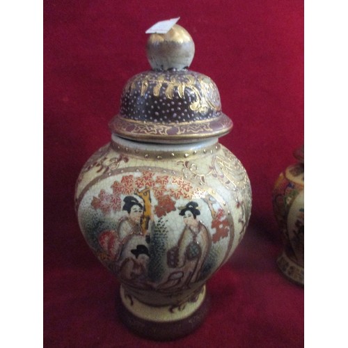 90 - ORIENTAL ITEMS X 10. INCLUDES VASES, GINGER JARS, HAND-PAINTED EGG, & A MINIATURE TRAVEL ABACUS.