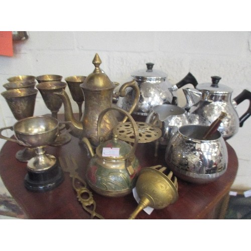 171 - VINTAGE SWAN BRAND. CARLTON PATTERN, METAL TEA SET. TOGETHER WITH VINTAGE BRASS ITEMS, INCL LOVELY S... 