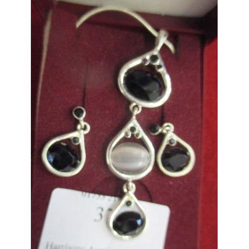 37 - SILVER METAL, MOONSTONE AND BLACK FRENCH JET NECKLACE AND EARRING SET- ELIZABETH DUKE BOX