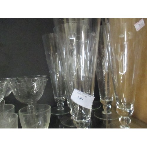 186 - LARGE SET OF ETCHED GLASSWARE. INCLUDES A ROYAL BRIERLEY ETCHED GLASS VASE, TALL SUNDAE GLASSES, OTH... 