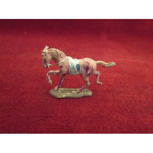 67 - QUANTITY OF SMALL VINTAGE PLASTIC WILD-WEST COWBOYS & INDIANS PLUS ANIMALS, CONTAINED IN A HOBBY BOX... 