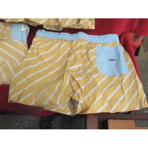 267 - 4 X BRAND-NEW SWIMMING TRUNKS. TAN/SKY-BLUE STRIOED. SIZE M.