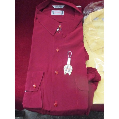 134 - 2 BRAND-NEW ITALIAN SHIRTS. DEEP RED, AND A YELLOW. XL