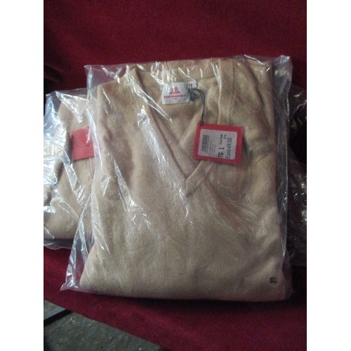 183 - 3 X BRAND- NEW ITALIAN DESIGNER V-NECK JUMPERS, CAMEL COLOUR. SIZE LARGE.