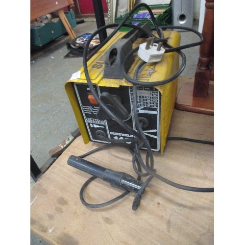 369 - SUREWELD 140. 240V.