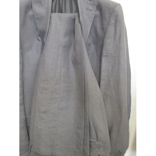 256 - BRAND NEW DESIGNER 100% LINEN SUIT BY DESIREE. MID-GREY. 40