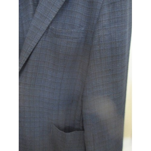 257 - BRAND NEW DESIGNER 100% COTTON/LINEN JACKET BY DESIREE. NAVY/BLACK CHECK. VERY LIGHT WEIGHT. 46