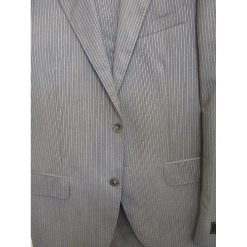 262 - BRAND NEW ITALIAN DESIGNER SUIT BY DESIREE. PALE GREY PINSTRIPE. 100% WOOL. 38