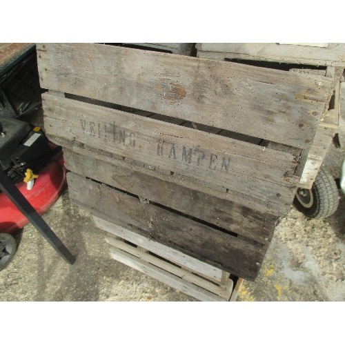 532 - QUANTITY OF WOODEN CRATES