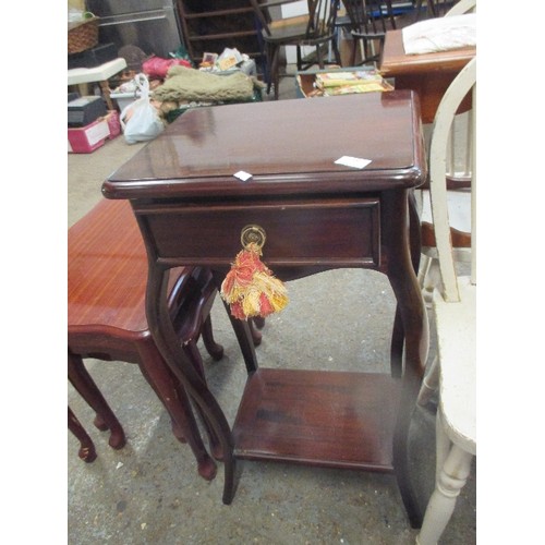 236 - MAHOGANY SIDE TABLE, WITH DRAWER AND SHELF. ON CABRIOLE LEGS.