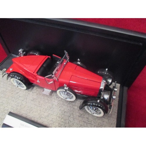 255 - FRANKLIN MINT DIE-CAST 1:24 SCALE 1928 STUTZ  BLACK HAWK MODEL WITH STAND AND PERSPEX COVER