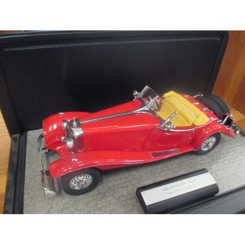 275 - FRANKLIN MINT DIE-CAST 1:24 SCALE 1935 MERCEDES BENZ 500K SPECIAL ROADSTER IN DISPLAY CASE