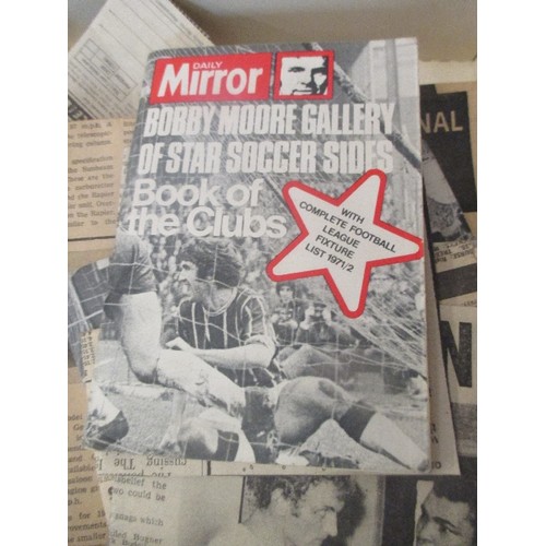 278 - SMALL BOX OF FOOTBALL MEMORABILIA,   WORLD CUP DAILY MIRROR 1966,FAMOUS FOOTBALLERS BOOKS, NEWSPAPER... 