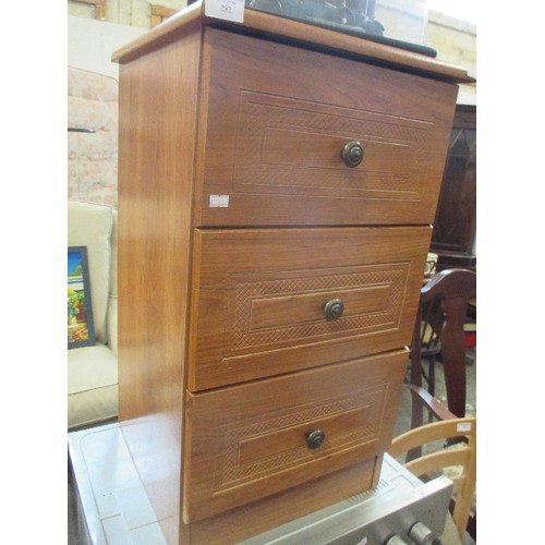 282 - 3 DRAWER BEDSIDE CHEST