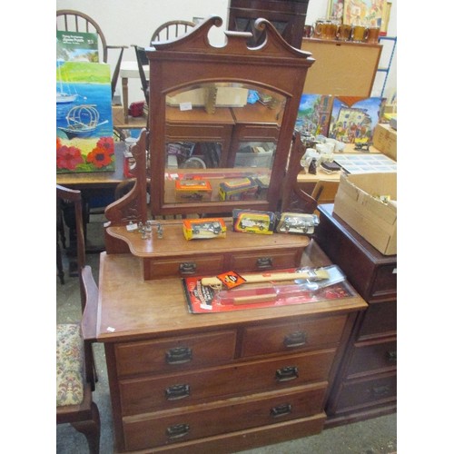 288 - VICTORIAN STYLE OAK  DRESSING TABLE OF 4 DRAWERS AND MIRROR WITH 2 DRAWERS