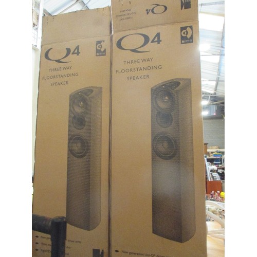 305 - THREE WAY FLOOR STANDING SPEAKERS Q4 WITH BOX