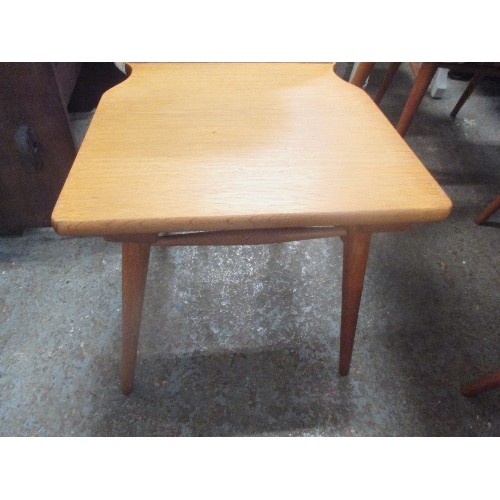 323 - LIGHT OAK DINING TABLE IN MID CENTURY STYLE WITH TAPERED SPLAYED LEGS AND  4 LIGHT OAK UNUSUAL ALPIN... 