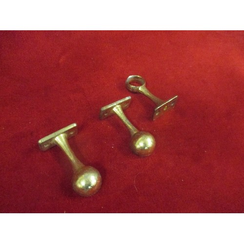 224 - QUANTITY OF BRAND-NEW BRASS AND CHROME DOOR HANDLES, KNOBS & FIXINGS.