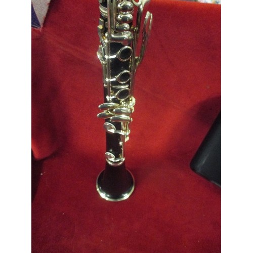 231 - CUSTOM CS CLARINET IN CASE. WITH PADDED BAG.