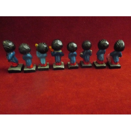 11 - VINTAGE GROUP OF 8 ROBERTSONS GOLLY BAND FIGURES