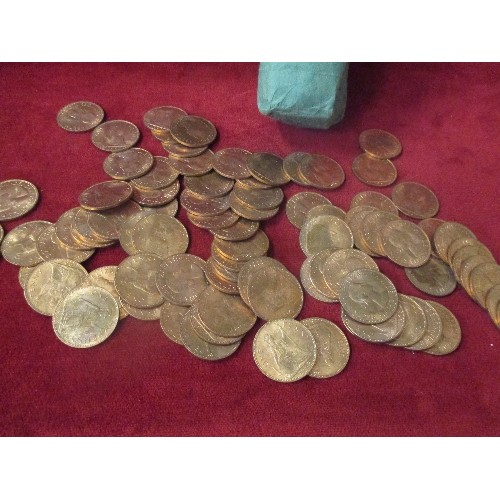 32 - OLD BANK BAG BAG FULL OF UNCIRCULATED 1967 PENNIES - 800 GRAMS