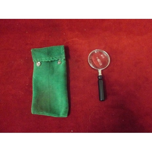 56 - MAGNIFYING GLASS IN FABRIC CASE