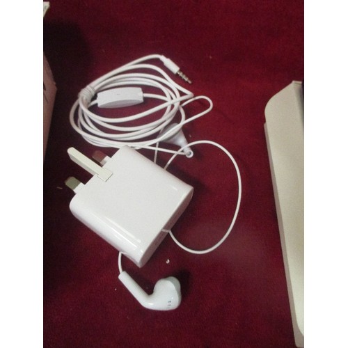 63 - SAMSUNG GALAXY J3 MOBILE PHONE WITH BOX, CHARGER PLUG & INSTRUCTIONS & EARPHONES - APPEARS WORKING (... 