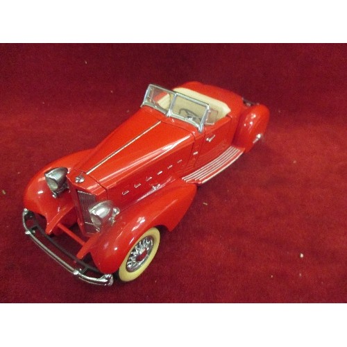 1 - DANBURY MINT DIE CAST 1:24 MODEL 1934 PACKARD IN RED WITH CERTIFICATE