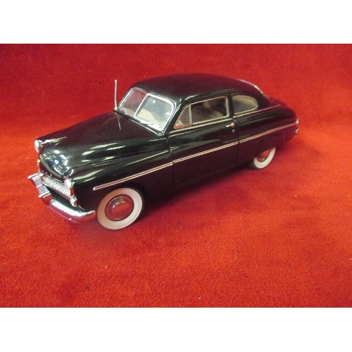 9 - A DANBURY MINT DIE CAST 1:24 SCALE MODEL OF A 1949 BLACK CLUB COUPE WITH CERTIFICATE