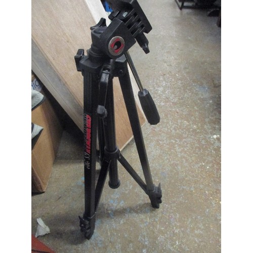 437 - GUARDSMAN  GS202 TRIPOD IN CASE