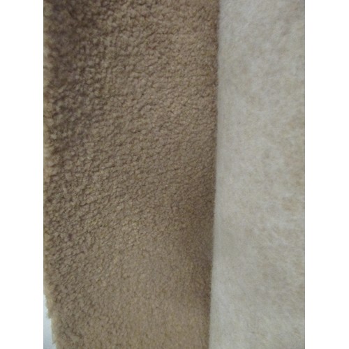 444 - ROLL OF BEIGE CARPET