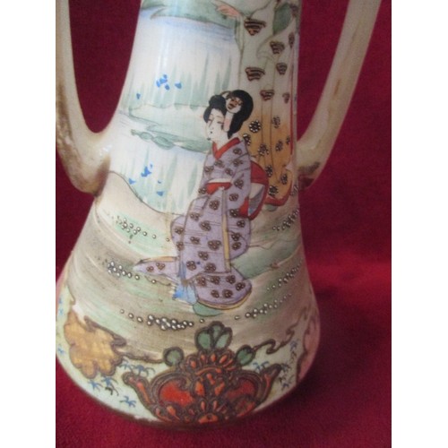 172 - AN UNUSUAL PAIR OF EARLY 20TH CENTURY JAPANESE SATSUMA VASES HAND DECORATED WITH LADIES IN A GARDEN ... 