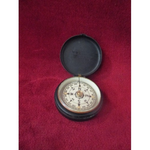 112 - A VINTAGE MILITARY COMPASS IN BRASS CASE WITH LUMINESCENT POINTS - 5CM DIA